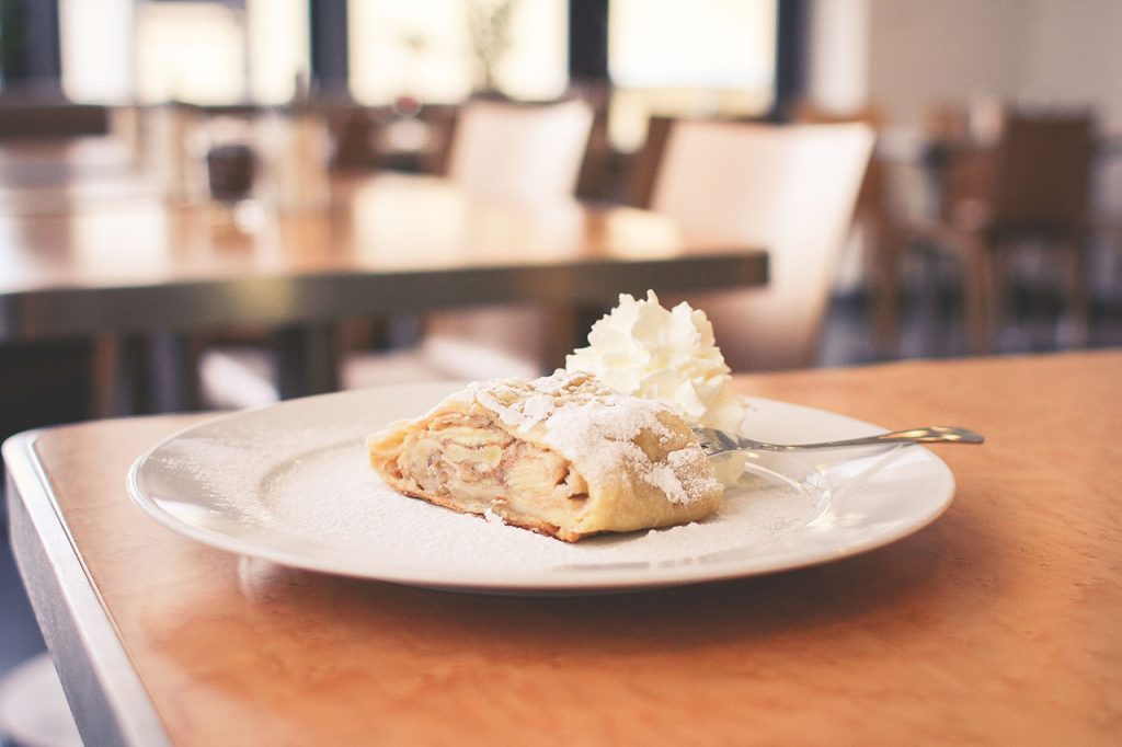 TARTECH สลายยางมะตอย/คราบมันบนผิวรถ